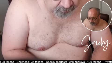 Snapshot of smokymountanman chatting on December 2024 03:14:02 AM smokymountanman online show from December 2024 03:14:02 AM