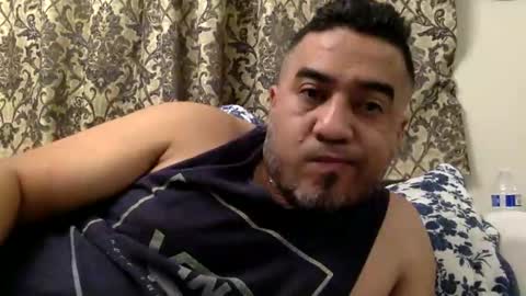 Snapshot of smoothstrik3r chatting on March 2026 12:30:01 PM smoothstrik3r online show from March 2026 12:30:01 PM