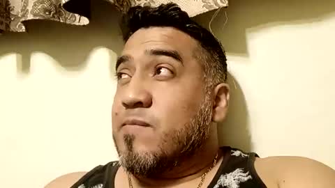 Snapshot of smoothstrik3r chatting on March 2026 06:19:02 AM smoothstrik3r online show from March 2026 06:19:02 AM