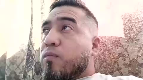 Snapshot of smoothstrik3r chatting on April 2026 10:33:02 PM smoothstrik3r online show from April 2026 10:33:02 PM