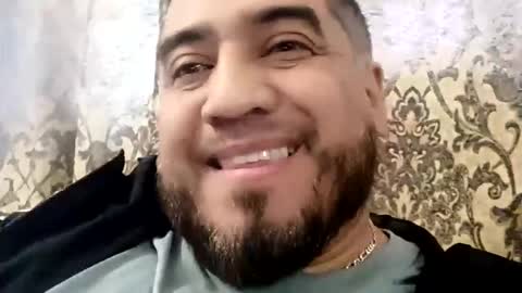 Snapshot of smoothstrik3r chatting on April 2026 03:57:01 PM smoothstrik3r online show from April 2026 03:57:01 PM