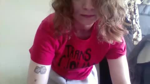 Snapshot of smoothvodka chatting on May 2026 06:12:02 PM Bambi--Vodka online show from May 2026 06:12:02 PM