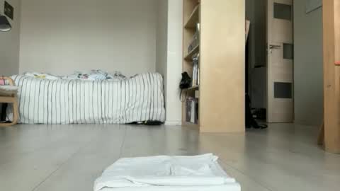 Snapshot of smurfsurfer chatting on March 2026 12:00:01 PM smurfsurfer online show from March 2026 12:00:01 PM