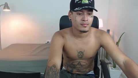 Snapshot of snak_master1 chatting on September 2025 03:01:01 PM snak_master1 online show from September 2025 03:01:01 PM