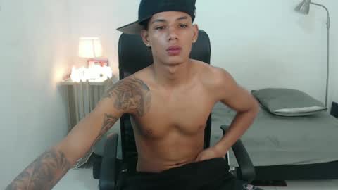 Snapshot of snak_master1 chatting on October 2025 02:47:01 PM snak_master1 online show from October 2025 02:47:01 PM