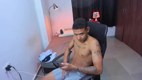 Snapshot of snak_master1 chatting on November 2025 05:57:01 PM snak_master1 online show from November 2025 05:57:01 PM