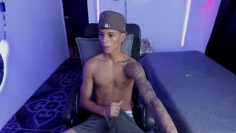 Snapshot of snak_master1 chatting on April 2026 10:58:01 PM snak_master1 online show from April 2026 10:58:01 PM