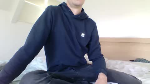 sneakerboy444 online show from November 2025 10:50:02 AM