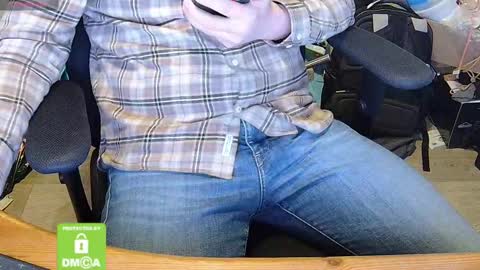 Sneakybill online show from March 2025 07:52:01 AM