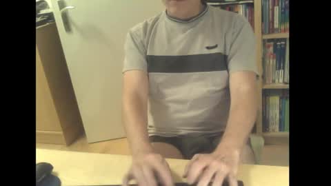 sneaxfreund online show from December 2024 11:41:02 PM