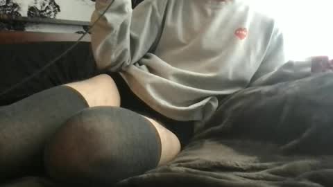 Snapshot of snezballer chatting on February 2026 03:48:02 PM snezballer online show from February 2026 03:48:02 PM