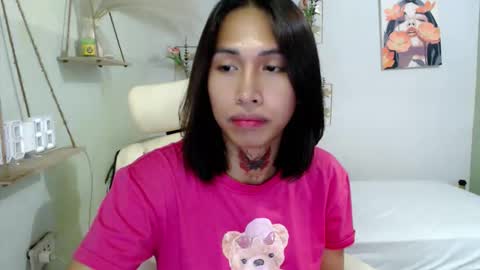 Snapshot of snow_2000 chatting on February 2026 05:36:01 AM snow_2000 online show from February 2026 05:36:01 AM