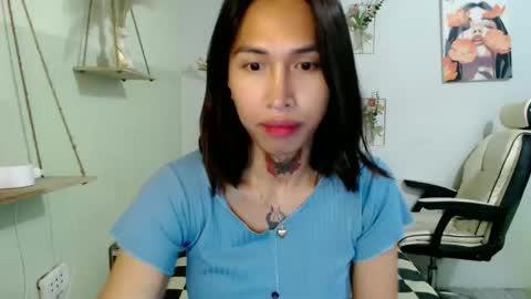 Snapshot of snow_2000 chatting on March 2026 01:33:02 AM snow_2000 online show from March 2026 01:33:02 AM