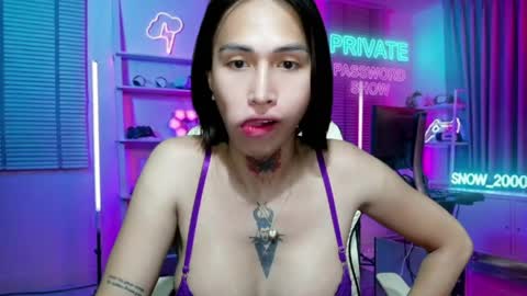 Snapshot of snow_2000 chatting on May 2026 09:49:02 AM snow_2000 online show from May 2026 09:49:02 AM