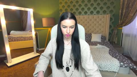 Snapshot of snow_whiteeex chatting on January 2025 06:49:02 AM snow_whiteeex online show from January 2025 06:49:02 AM