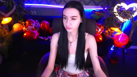 Snapshot of snow_whiteeex chatting on February 2025 06:43:02 AM snow_whiteeex online show from February 2025 06:43:02 AM