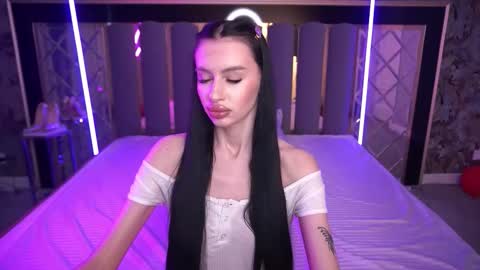 Snapshot of snow_whiteeex chatting on March 2026 06:51:01 AM snow_whiteeex online show from March 2026 06:51:01 AM