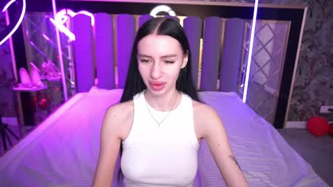 Snapshot of snow_whiteeex chatting on March 2026 05:52:01 AM snow_whiteeex online show from March 2026 05:52:01 AM