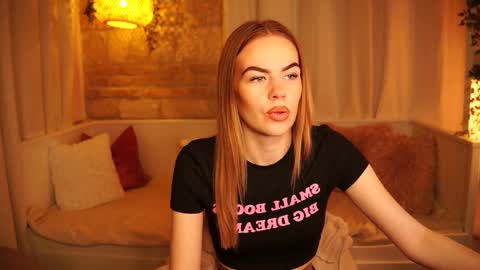 Hanna online show from February 2025 09:22:02 AM