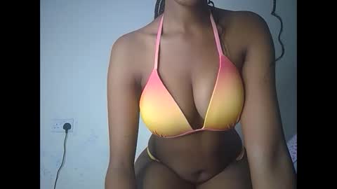 Snapshot of snowfox254 chatting on October 2025 08:40:01 PM snowfox254 online show from October 2025 08:40:01 PM