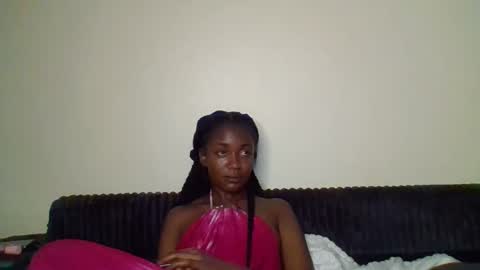 Snapshot of snowie_eyes chatting on March 2026 02:27:02 AM Snowie eyes online show from March 2026 02:27:02 AM