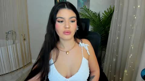 snowingwinter online show from March 2025 07:26:02 PM