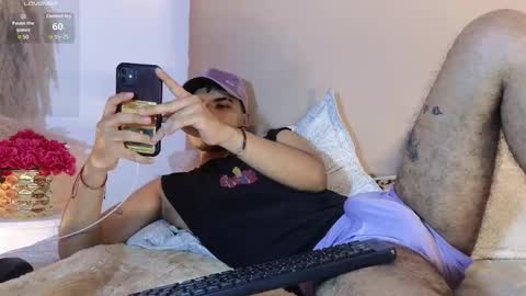 Snow online show from November 2025 11:32:01 AM