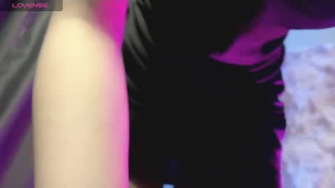 Snapshot of snowy_alice chatting on April 2026 03:22:02 PM snowy_alice online show from April 2026 03:22:02 PM