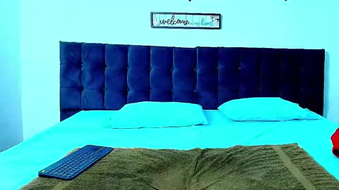 Snapshot of snowyx_ chatting on October 2025 12:25:01 AM Snowyx  online show from October 2025 12:25:01 AM