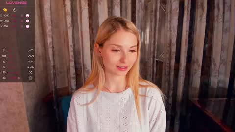 Snapshot of so__sweet chatting on March 2025 06:00:02 PM Alice - Birthday Girl online show from March 2025 06:00:02 PM