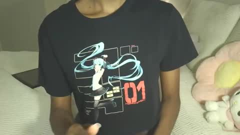 Snapshot of soapplepie chatting on April 2026 06:19:01 AM soapplepie online show from April 2026 06:19:01 AM