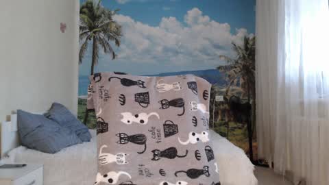 Snapshot of soaring_love chatting on January 2025 10:27:02 AM Masha online show from January 2025 10:27:02 AM