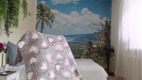 Snapshot of soaring_love chatting on March 2025 07:48:01 AM Masha online show from March 2025 07:48:01 AM