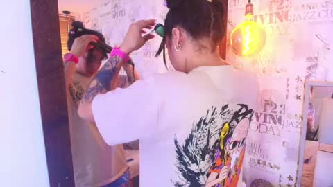 Snapshot of soffi_roberts chatting on April 2026 01:00:02 PM sofiia online show from April 2026 01:00:02 PM