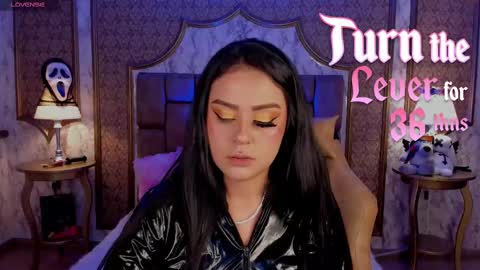    Schedule 1400 - 2100 gtm-5  online show from October 2025 06:41:02 PM