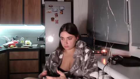 Sofi online show from October 2025 08:00:02 PM