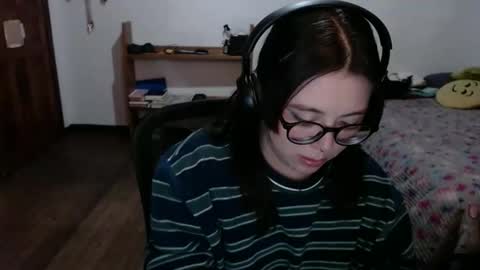 Sofi Lynch online show from February 2026 04:16:02 AM