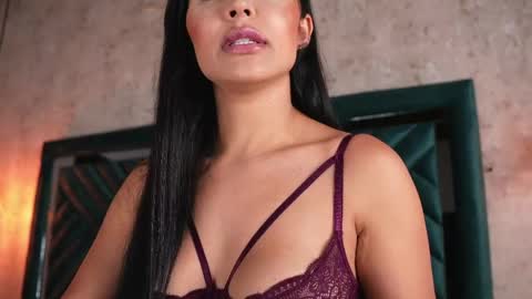 Snapshot of sofi_moreno chatting on May 2026 11:28:02 AM Sofi online show from May 2026 11:28:02 AM