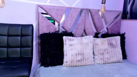 Sofi Noa online show from October 2025 11:19:01 AM