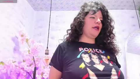 Sofi Noa online show from October 2025 11:31:01 PM