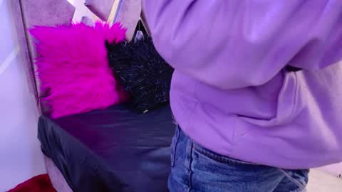 Sofi Noa online show from November 2025 11:20:01 AM