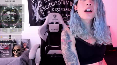 Snapshot of sofi_pretty_uwu_ chatting on December 2024 05:55:01 PM SOFIA online show from December 2024 05:55:01 PM