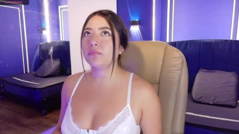 Snapshot of sofi_sweet09 chatting on April 2026 06:52:02 PM Susy online show from April 2026 06:52:02 PM