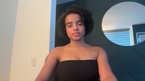 Snapshot of sofi_z chatting on April 2026 09:08:02 PM Sofi online show from April 2026 09:08:02 PM