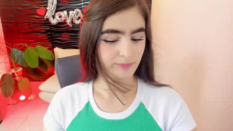 Skarlett online show from September 2025 12:49:02 PM