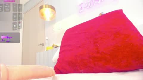 Sofia  online show from January 2025 10:42:01 AM