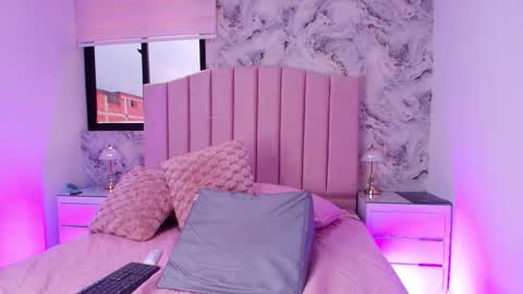 sofia gomes online show from January 2026 05:27:02 PM