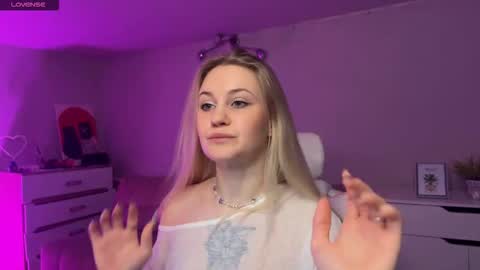 Sofia online show from February 2026 03:26:01 AM