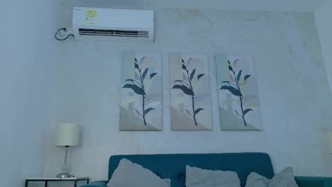 Snapshot of sofia_laverde chatting on April 2026 06:53:01 PM Sofi online show from April 2026 06:53:01 PM