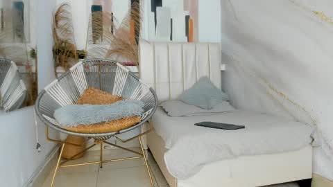 Snapshot of sofia_laverde chatting on April 2026 07:58:01 PM Sofi online show from April 2026 07:58:01 PM